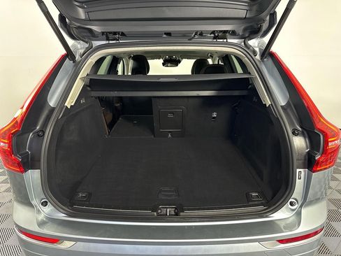 Used 2018 Volvo XC60 T5 Inscription image 18