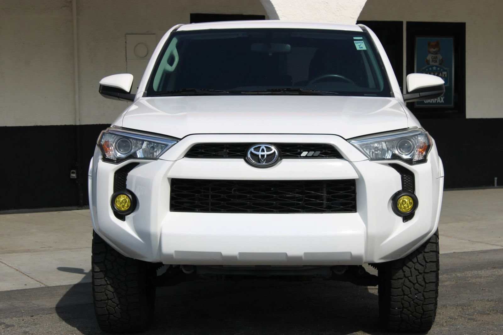 Used 2019 Toyota 4Runner SR5 AWD/4WD image 2