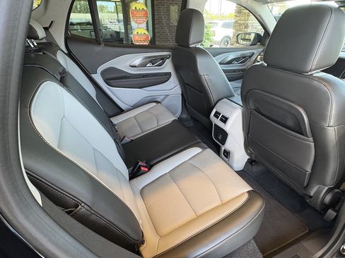 Used 2020 GMC Terrain SLT w/ Preferred Package FWD image 29