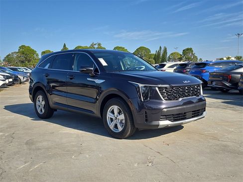 New 2026 Kia Sorento LX image 2