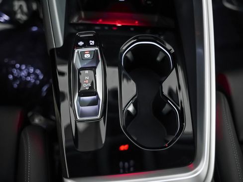 New 2025 Audi Q5 Premium Plus image 18