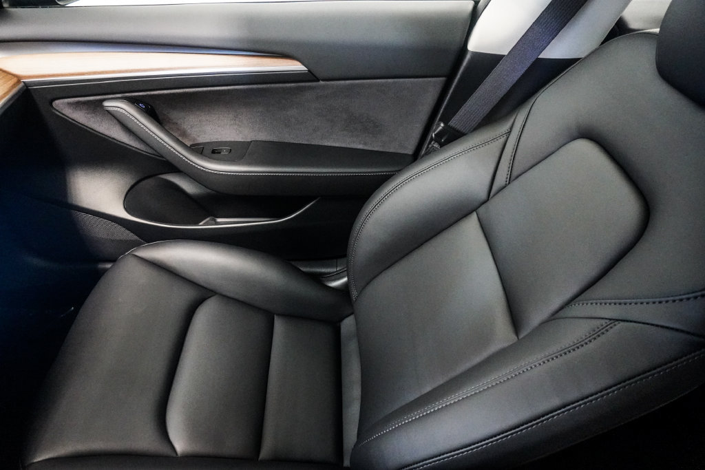 Used 2023 Tesla Model 3 Standard Range RWD image 25