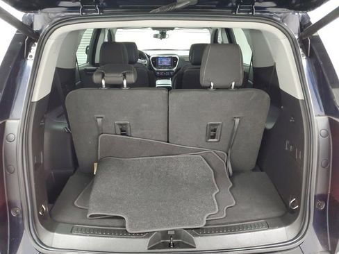 Used 2021 GMC Acadia SLE w/ Driver Convenience Package image 8