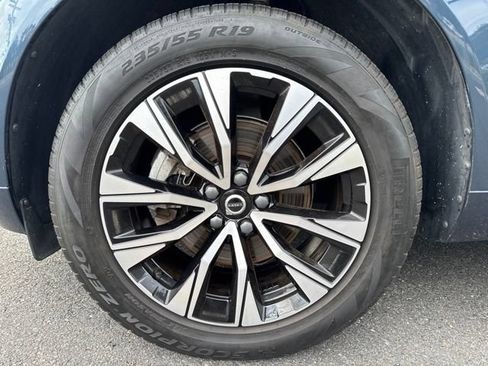Certified 2023 Volvo XC60 B5 Core w/ Climate Package AWD/4WD image 9