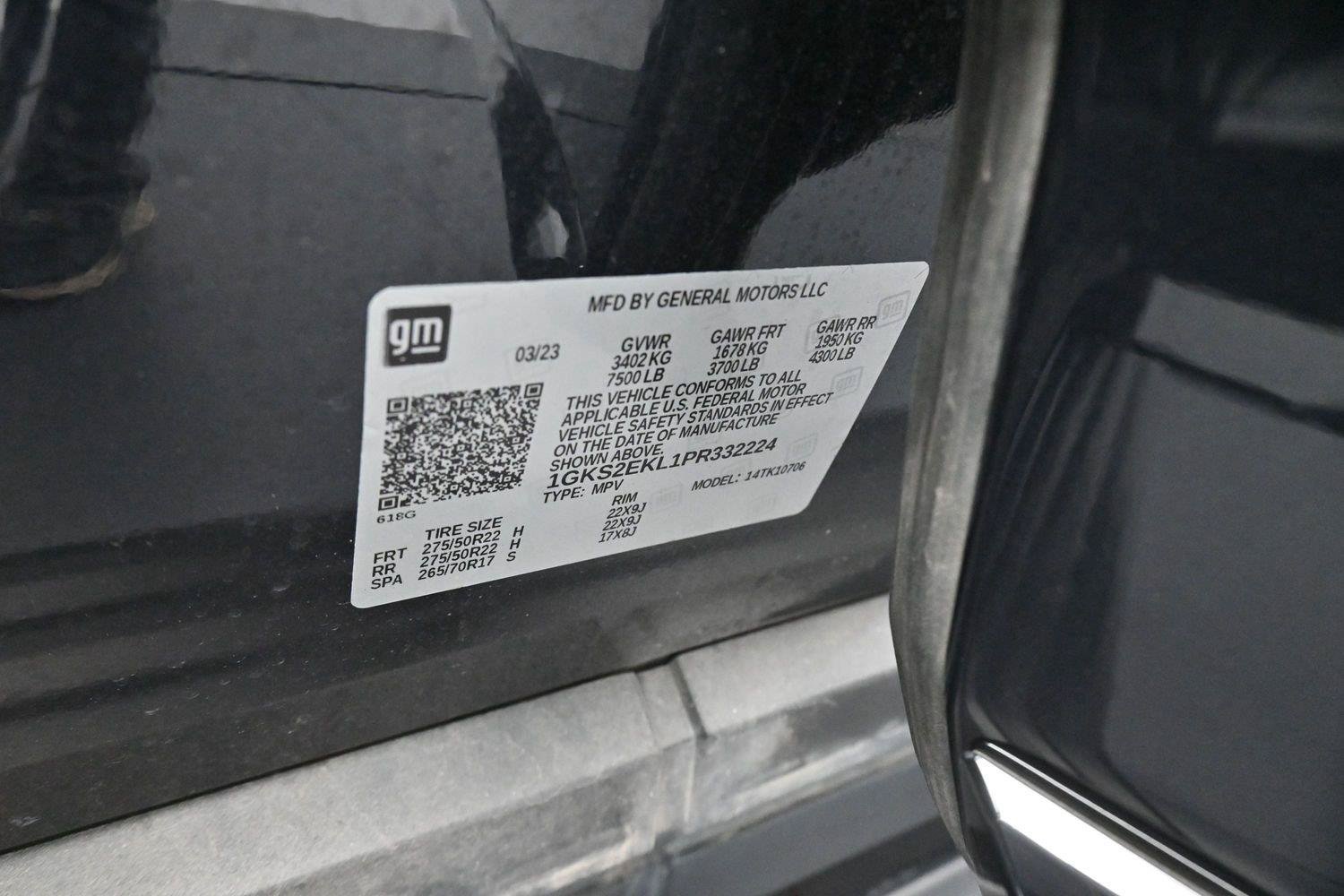 Used 2023 GMC Yukon Denali Ultimate AWD/4WD image 15