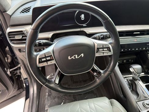 Used 2023 Kia Telluride SX Prestige X-Pro AWD/4WD image 17
