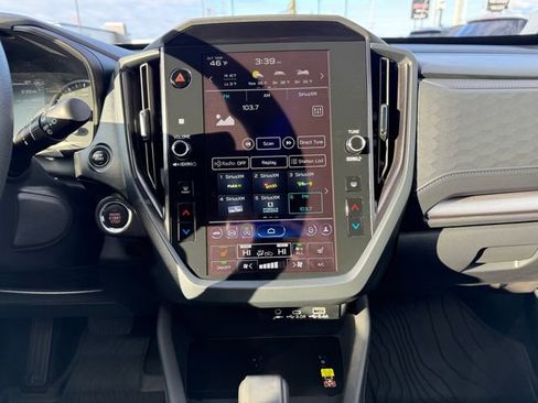 Used 2025 Subaru Forester Premium image 22