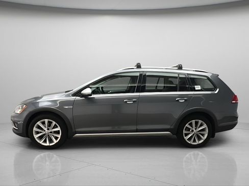 Used 2017 Volkswagen Golf Alltrack SE AWD/4WD image 3