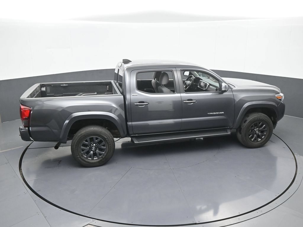 Used 2022 Toyota Tacoma SR5 w/ Technology Package RWD image 53