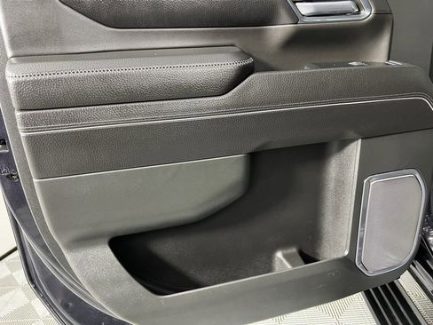 Used 2024 GMC Sierra 3500 Denali w/ Technology Package image 29