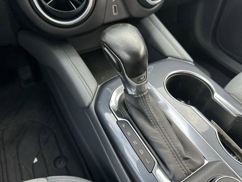 Used 2020 Chevrolet Blazer LT image 30