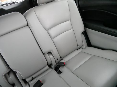 Used 2022 Honda Pilot Special Edition image 14