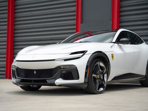 Used 2025 Ferrari Purosangue AWD/4WD image 6
