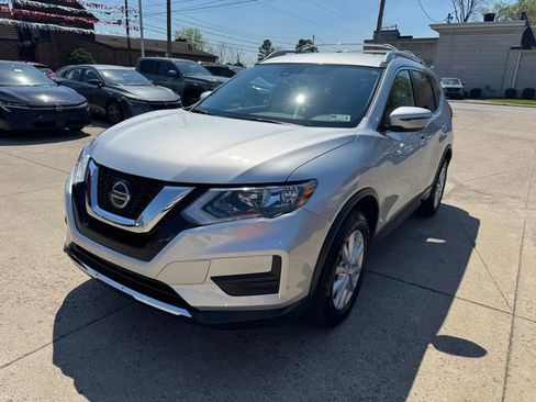 Used 2020 Nissan Rogue SV AWD/4WD image 16