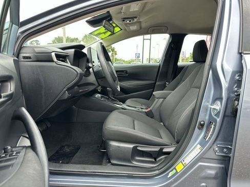 Used 2024 Toyota Corolla LE FWD image 19