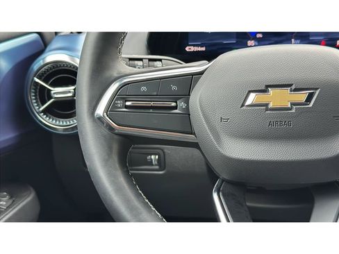 Used 2024 Chevrolet Equinox EV LT w/ LPO, Active Package FWD image 28