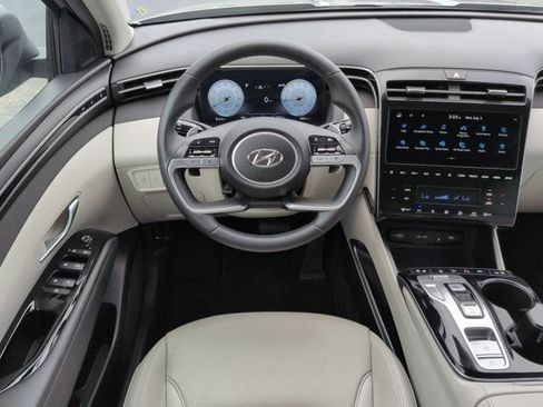 Certified 2023 Hyundai Tucson Limited FWD image 16
