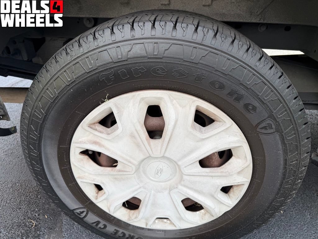 Used 2016 Ford Transit 350 XLT RWD image 18