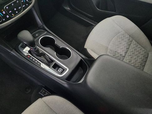 Used 2023 Chevrolet Equinox LT w/ Driver Convenience Package image 26