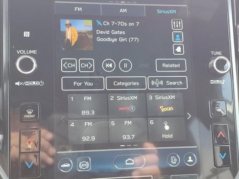 Certified 2025 Subaru Forester Premium AWD/4WD image 18