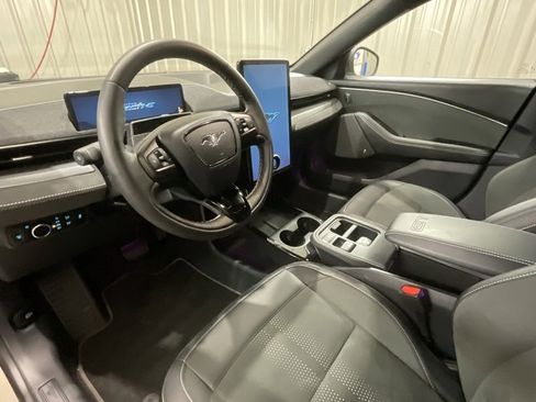 Used 2025 Ford Mustang Mach-E GT image 9