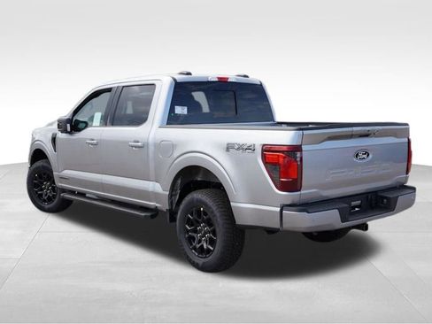 New 2025 Ford F150 XLT w/ Equipment Group 302A MID image 5