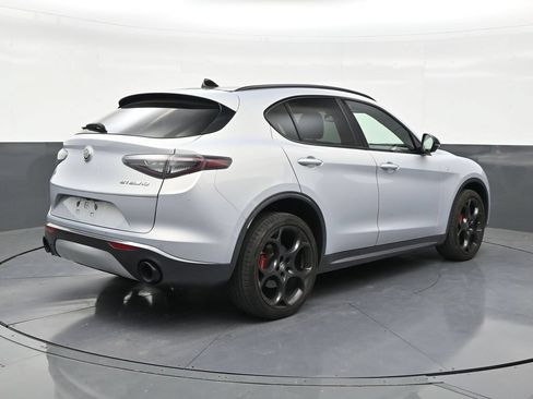 Used 2024 Alfa Romeo Stelvio Ti w/ Performance Driving Package AWD/4WD image 5