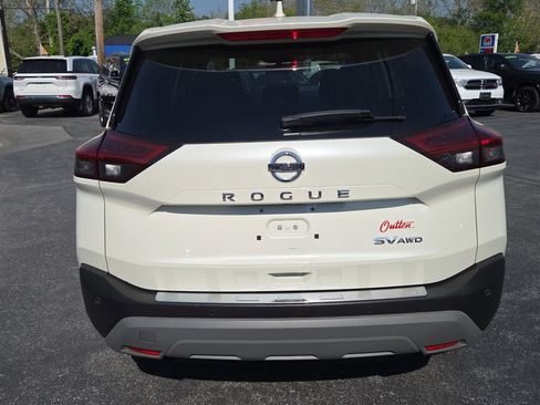 Used 2021 Nissan Rogue SV AWD/4WD image 4