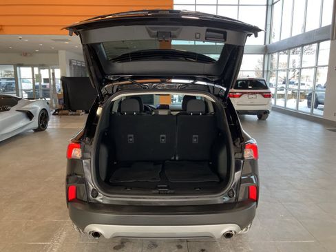 Used 2022 Ford Escape SE w/ Convenience Package image 26