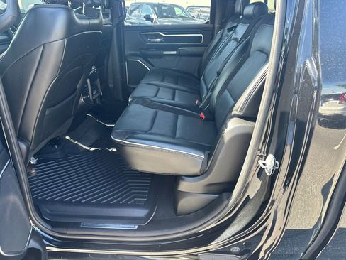 Used 2019 RAM 1500 Laramie AWD/4WD image 20