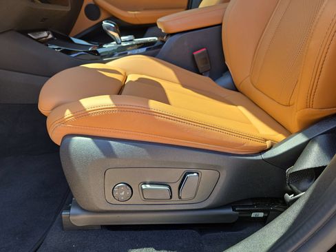 Used 2024 BMW X3 sDrive30i w/ Premium Package RWD image 17
