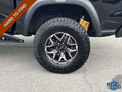 Used 2024 Chevrolet Colorado ZR2 w/ ZR2 Convenience Package III AWD/4WD image 12