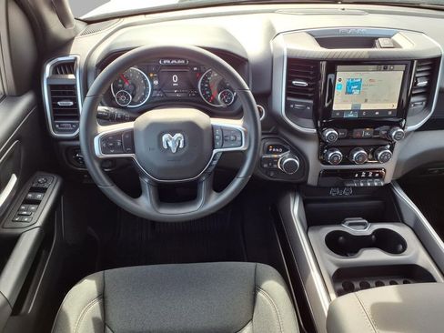 New 2026 RAM 1500 Express AWD/4WD image 4