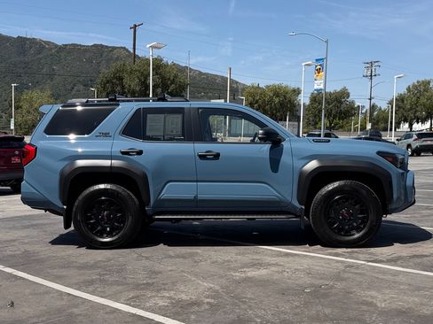 Certified 2025 Toyota 4Runner TRD Off-Road Premium w/ Tow Technology Package image 5