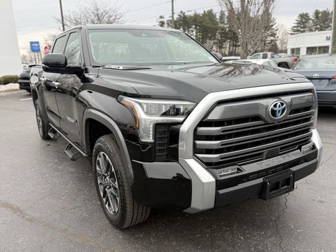 Used 2024 Toyota Tundra Limited image 12