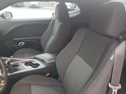 Used 2015 Dodge Challenger R/T w/ Quick Order Package 28B R/T image 14