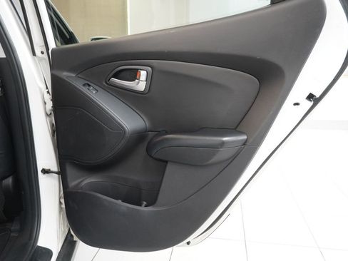 Used 2013 Hyundai Tucson GLS FWD image 27