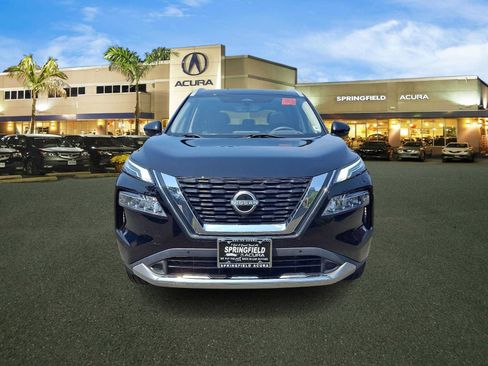 Used 2023 Nissan Rogue Platinum w/ Platinum Premium Package AWD/4WD image 2