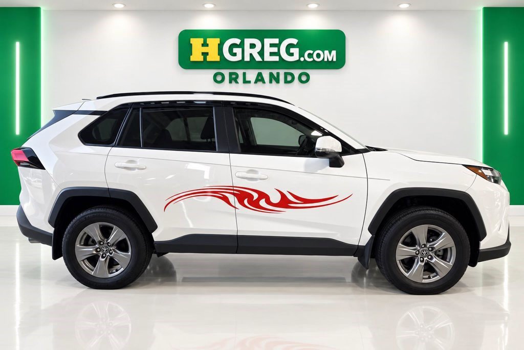 Used 2024 Toyota RAV4 XLE w/ Convenience Package FWD image 4