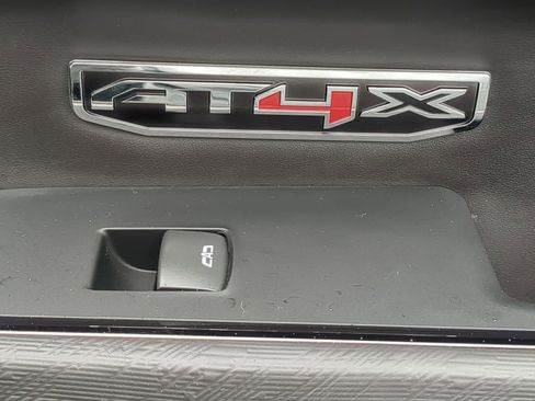Used 2024 GMC Sierra 1500 AT4X image 41