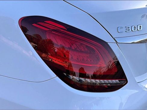 Used 2021 Mercedes-Benz C 300 Sedan image 32