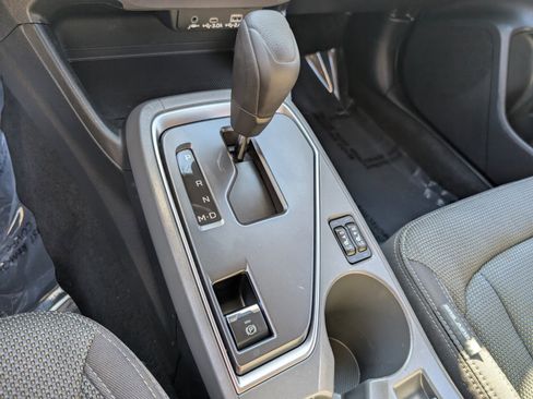 Used 2024 Subaru Crosstrek 2.0i Premium image 30