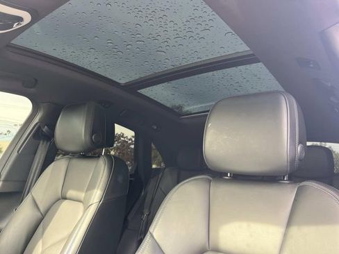 Used 2020 Porsche Macan AWD/4WD image 37
