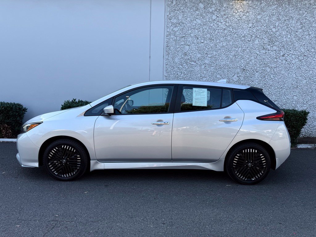 Used 2024 Nissan Leaf SV Plus FWD image 12
