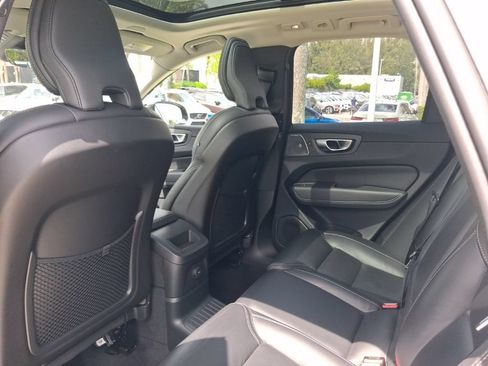 Certified 2024 Volvo XC60 T8 Ultimate AWD/4WD image 7