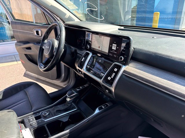 Used 2023 Kia Sorento EX w/ Panoramic Sunroof Package FWD image 32