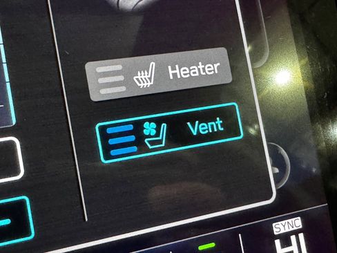 Used 2020 Subaru Outback Touring w/ Popular Package #2 image 34