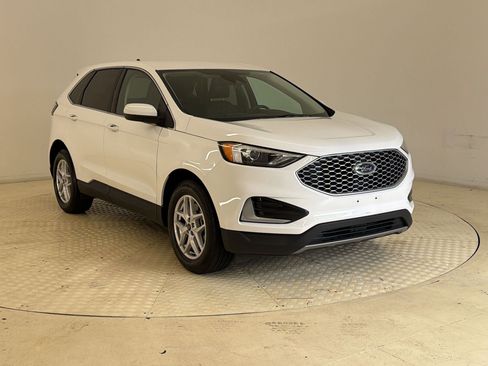 Certified 2024 Ford Edge SEL AWD/4WD image 7