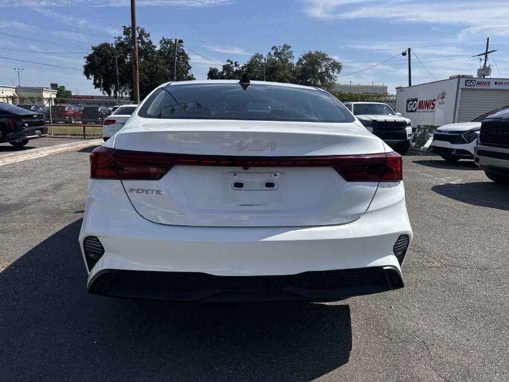 Used 2024 Kia Forte LXS FWD image 8