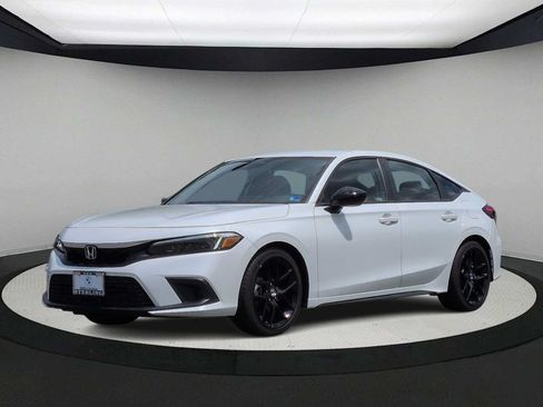 Used 2024 Honda Civic Sport image 4
